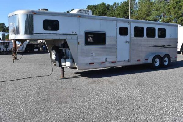 2006 Exiss 7407LQ 4 Horse Trailer with 7′ Short Wall