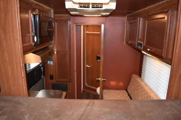 2006 Exiss 7407LQ 4 Horse Trailer with 7′ Short Wall