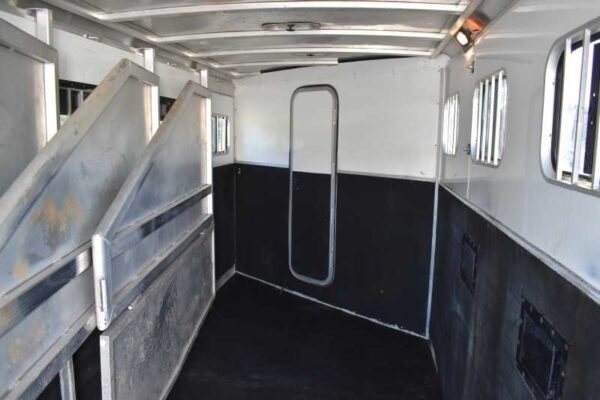 2006 Exiss 7407LQ 4 Horse Trailer with 7′ Short Wall