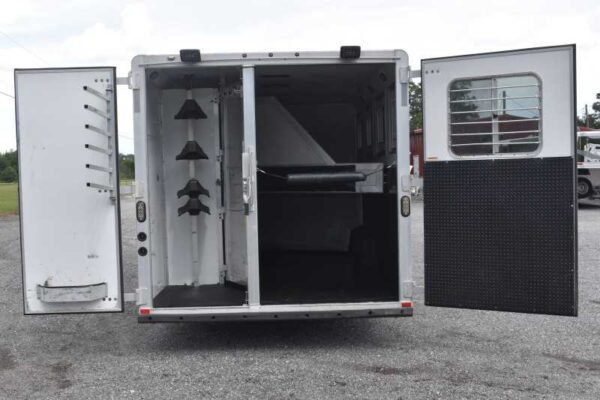 2013 Lakota Charger 8411LQ 4 Horse Trailer with 13′ Short Wall