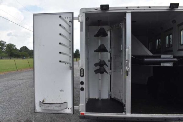 2013 Lakota Charger 8411LQ 4 Horse Trailer with 13′ Short Wall