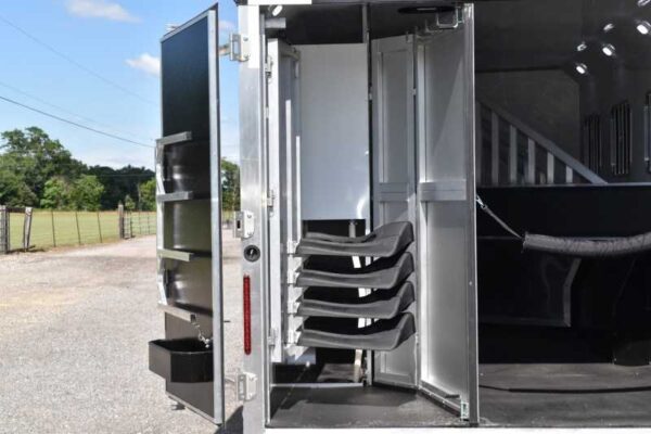 2022 Bison Desperado 8413BG 4 Horse Trailer with 13′ Short Wall