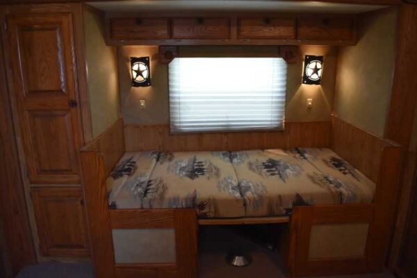 2007 American Spirit 8410GLQ 4 Horse Trailer with 10′ Short Wall