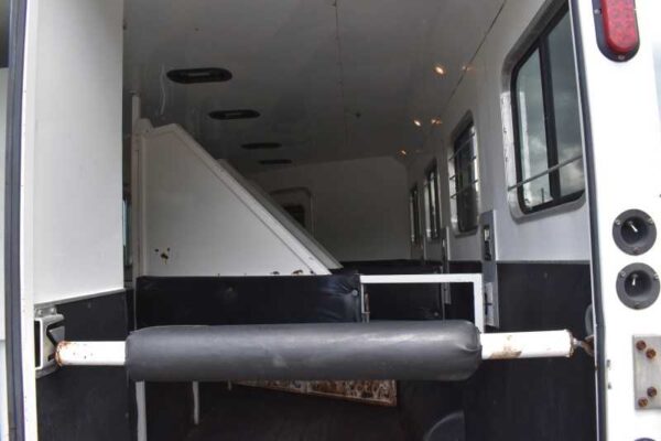 2007 American Spirit 8410GLQ 4 Horse Trailer with 10′ Short Wall