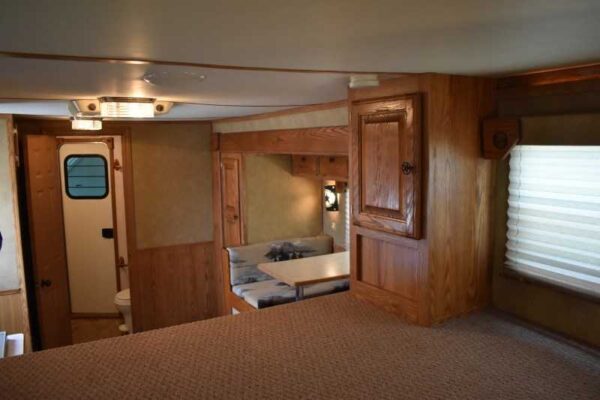 2007 American Spirit 8410GLQ 4 Horse Trailer with 10′ Short Wall