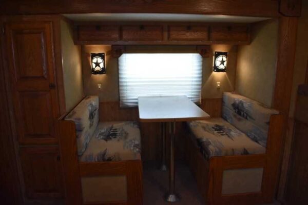 2007 American Spirit 8410GLQ 4 Horse Trailer with 10′ Short Wall