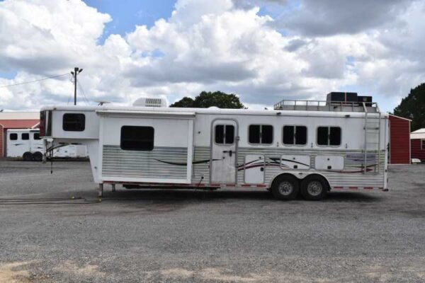 2007 American Spirit 8410GLQ 4 Horse Trailer with 10′ Short Wall