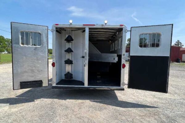 2006 Featherlite 8412LQ 4 Horse Trailer with 12′ Short Wall