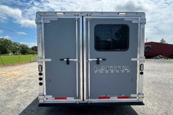 New 2024 Lakota 8313RKBGLQ Charger 3 Horse Trailer with 13′ Short Wall