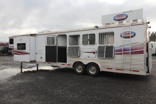 2008 Lakota 8415 w/Slide out 4 Horse Trailer