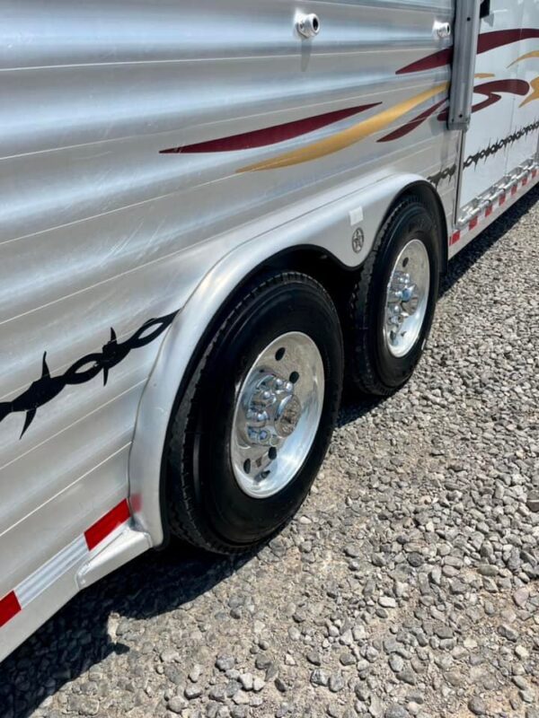 2005 Bloomer 4h Lq/Side Reverse Load/Full Rear Tack