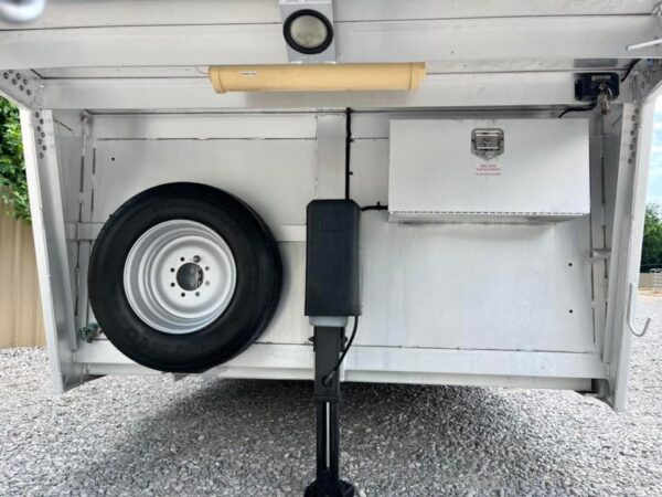 2005 Bloomer 4h Lq/Side Reverse Load/Full Rear Tack