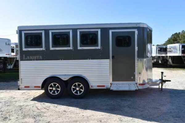 2018 Lakota 83HBPSL 3 Horse Trailer