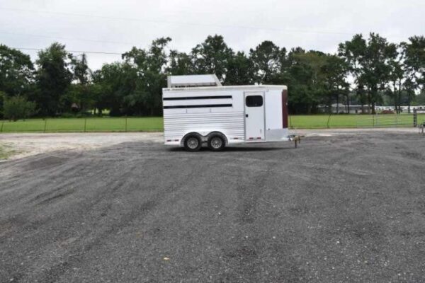 2012 CM 3HBP 3 Horse Trailer