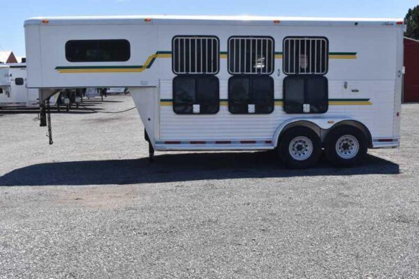 2006 Adam 7302 3 Horse Trailer