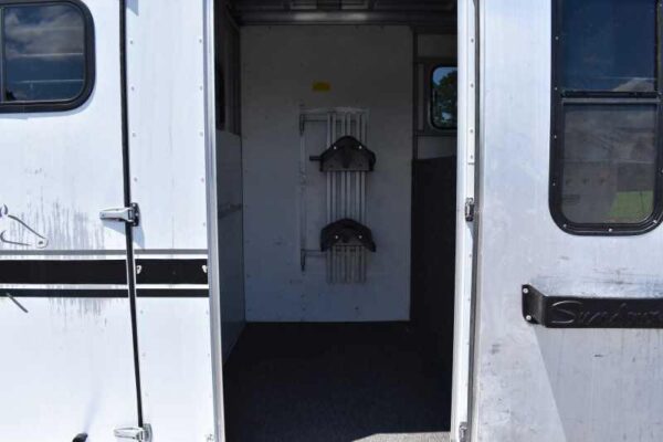 2000 Sundowner 7204GNST 2 Horse Trailer