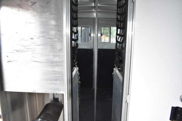 2003 Featherlite 2HST 2 Horse Trailer