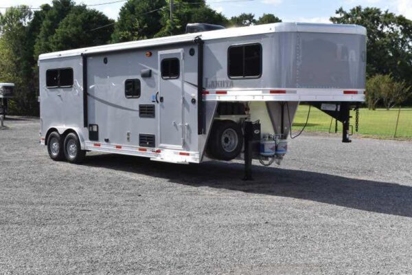 2020 Lakota Colt 8209SO 2 Horse Trailer with 9′ Short Wall