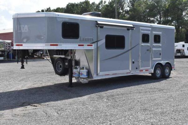 2020 Lakota Colt 8209SO 2 Horse Trailer with 9′ Short Wall