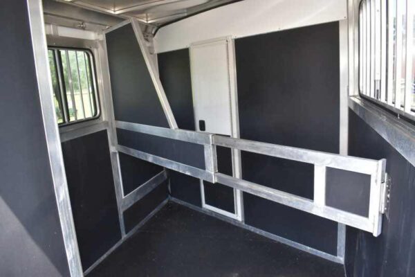 2014 Shadow 7208GLQ 2 Horse Trailer with 8′ Short Wall