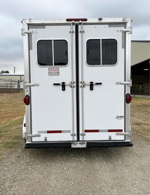 2007 Featherlite 3 horse slant load trailer