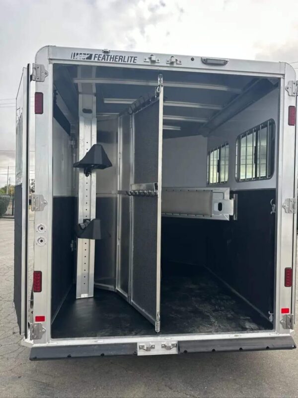 2012 Featherlite 9400 2 Horse Trailer