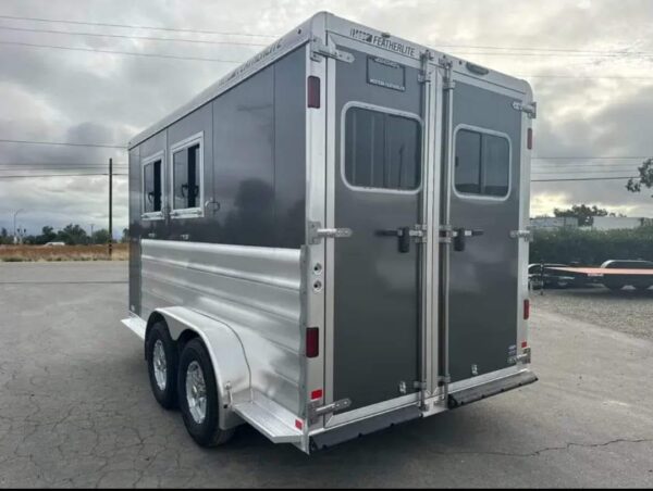 2012 Featherlite 9400 2 Horse Trailer