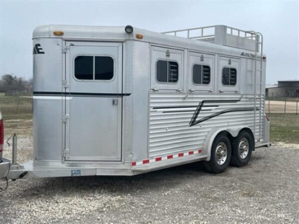 1999 Elite Custom 3 Horse Trailer