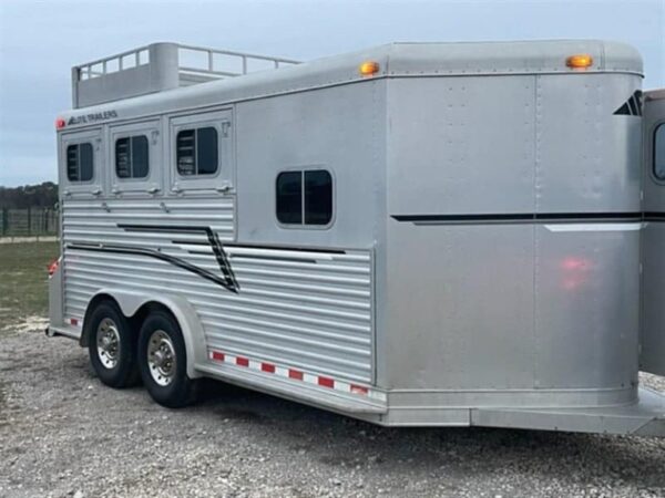 1999 Elite Custom 3 Horse Trailer