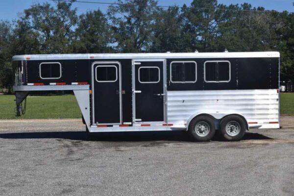 Used 2013 Exiss 6300 3 Horse Gooseneck