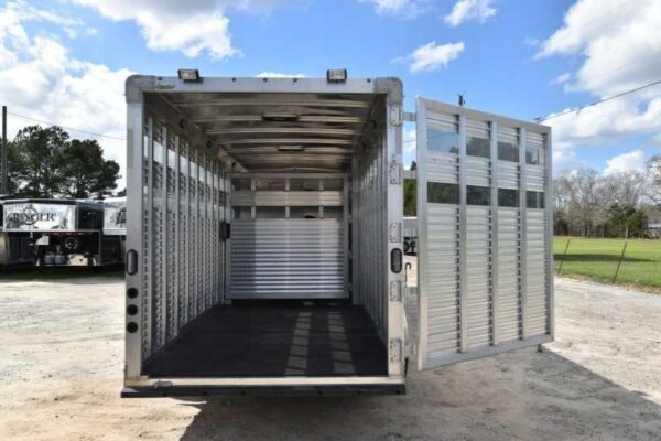 2018 Lakota Charger LQ Stock Trailer with 9′ Short Wall