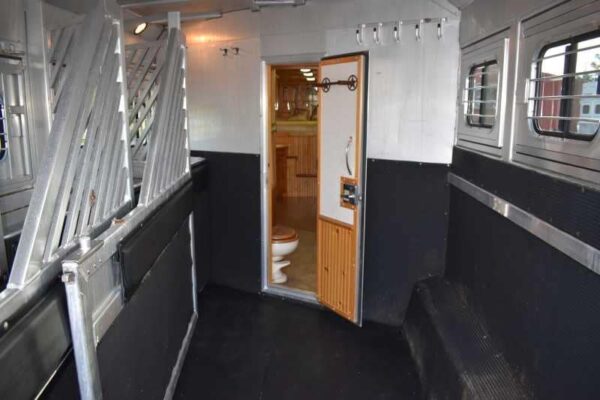 2003 Bloomer 8414LQ 4 Horse Trailer with 14′ Short Wall