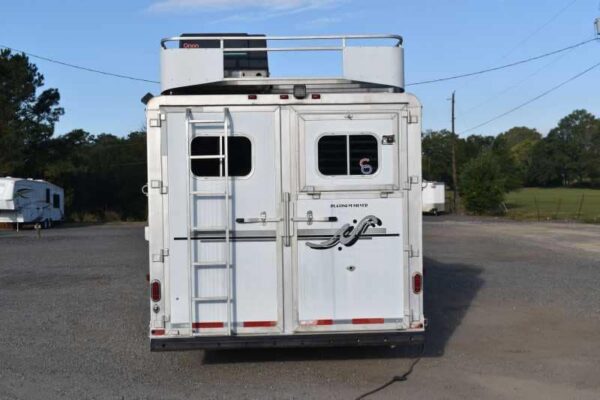 2006 Platinum 8410LQ 4 Horse Trailer with 9′ Short Wall