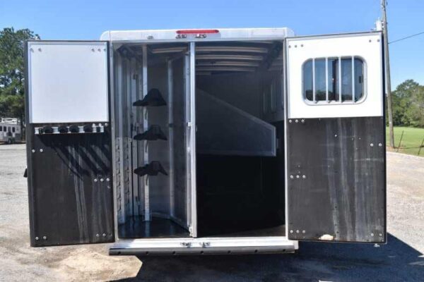 Used 2013 Exiss 6300 3 Horse Gooseneck