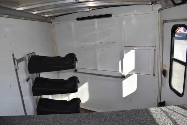 Used 2005 Sundowner 4HGN 4 Horse Trailer