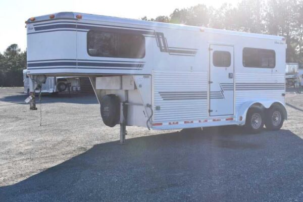 Used 1998 Silver Star 2HGN 2 Horse Trailer with 6′ Short Wall