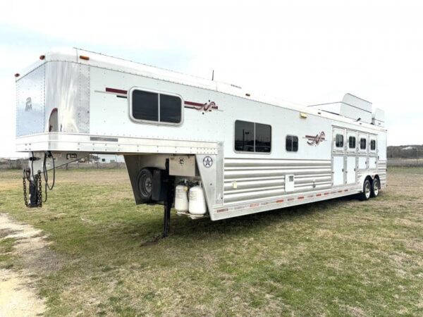 2011 Platinum Coach 4 Horse 15 SW Rear Load Horse Trailer