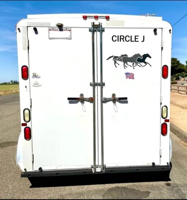 2007 Circle J 2 Horse Trailer Slant Load