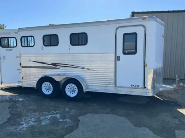 2008 Exiss Sport ES 30B 3 horse slant horse trailer