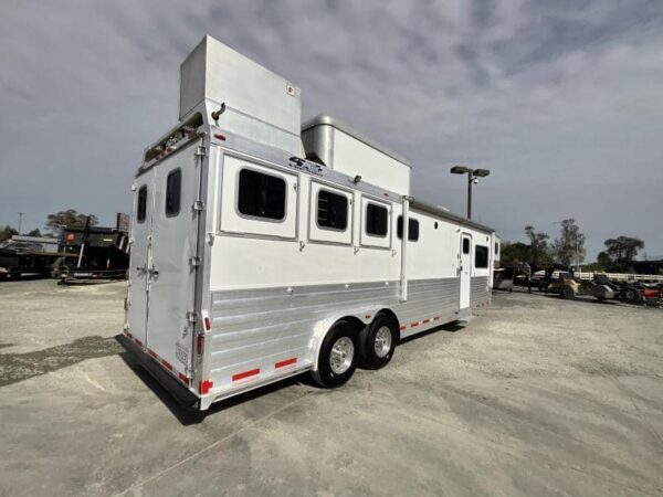 2008 4-Star Trailer 4 horse 12ft Outlaw LQ