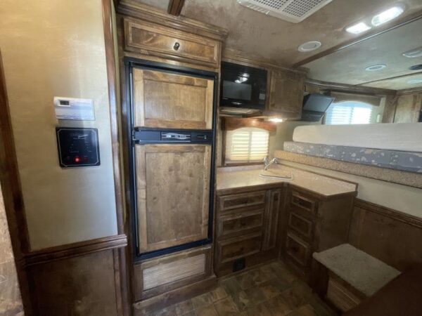 2008 4-Star Trailer 4 horse 12ft Outlaw LQ