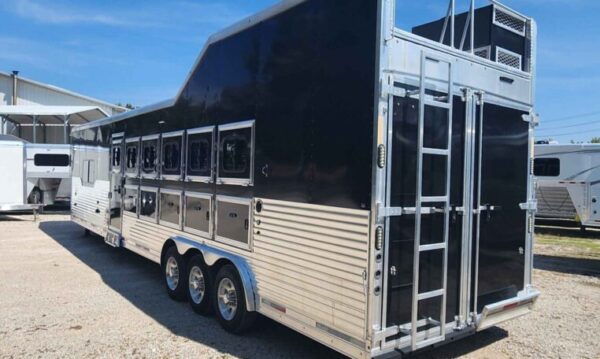 2019 Lakota Bighorn 6 Horse Side Load Trailer