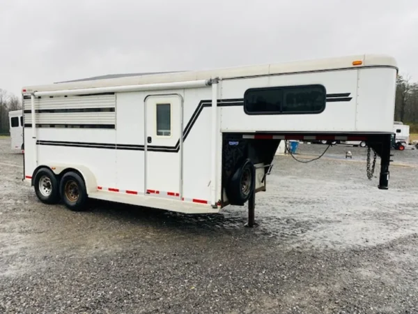 Used 2006 Adam 3 horse stock combo