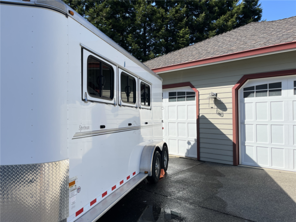 2013 Sundowner Trailers Sportman 3 Horse Triler